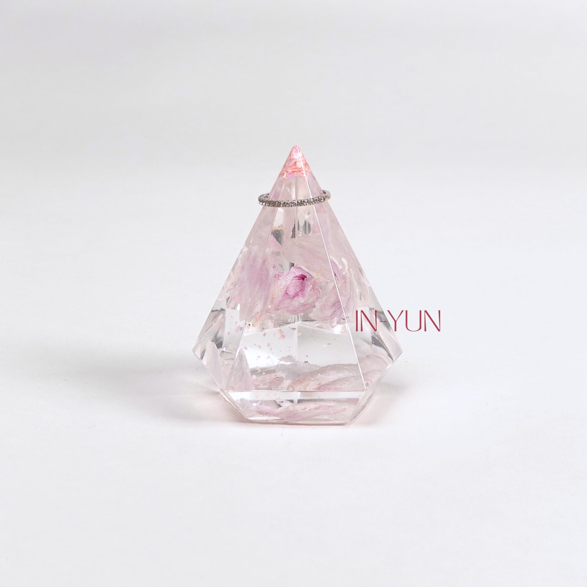 Đế đỡ nhẫn mẫu 2