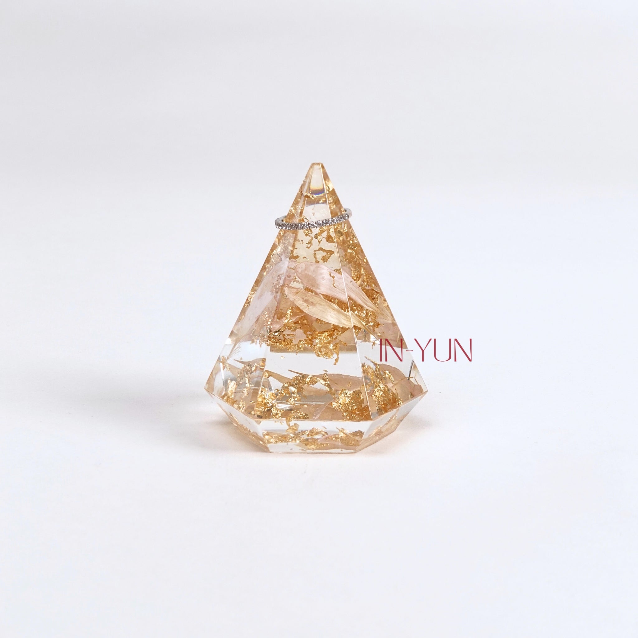 Đế đỡ nhẫn mẫu 2