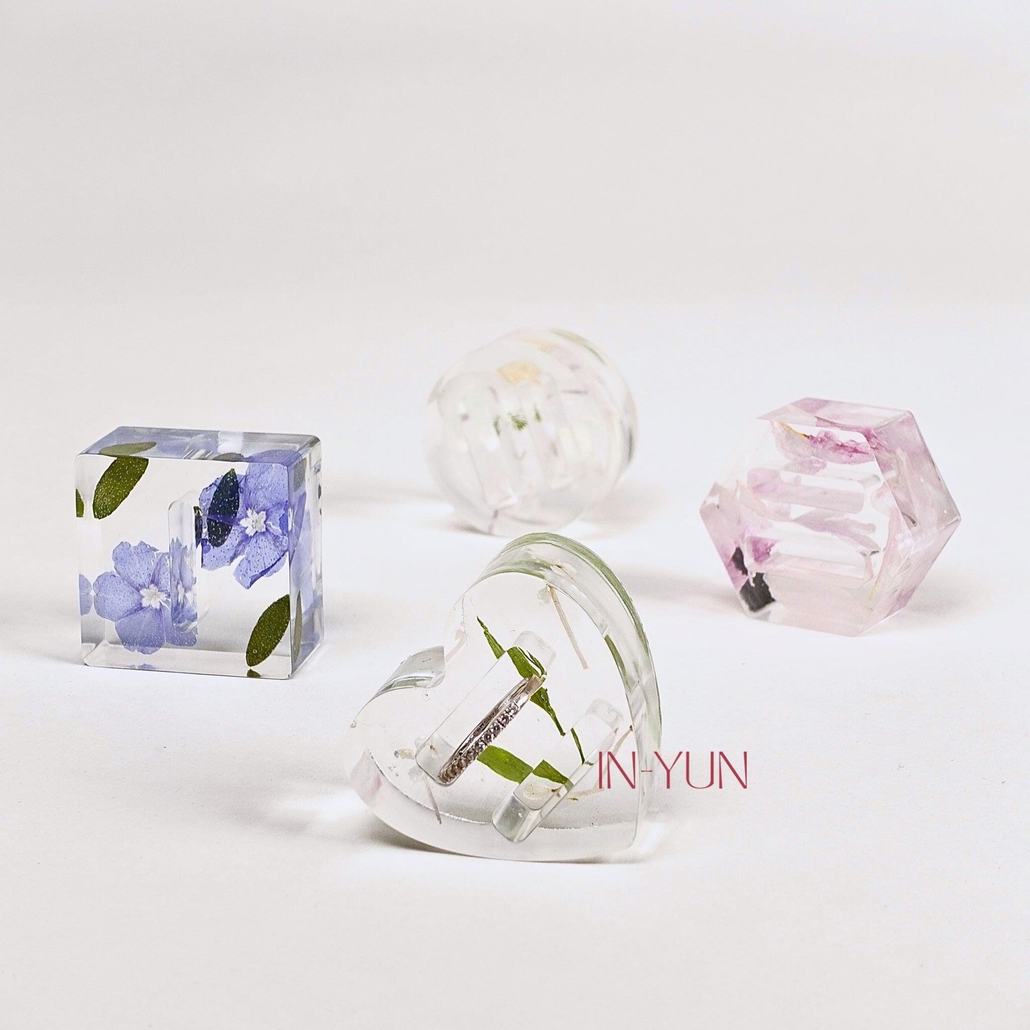 Đế đỡ nhẫn mẫu 1